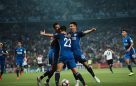 Pemain Persib Bandung merayakan gol saat imbang lawan Dewa United